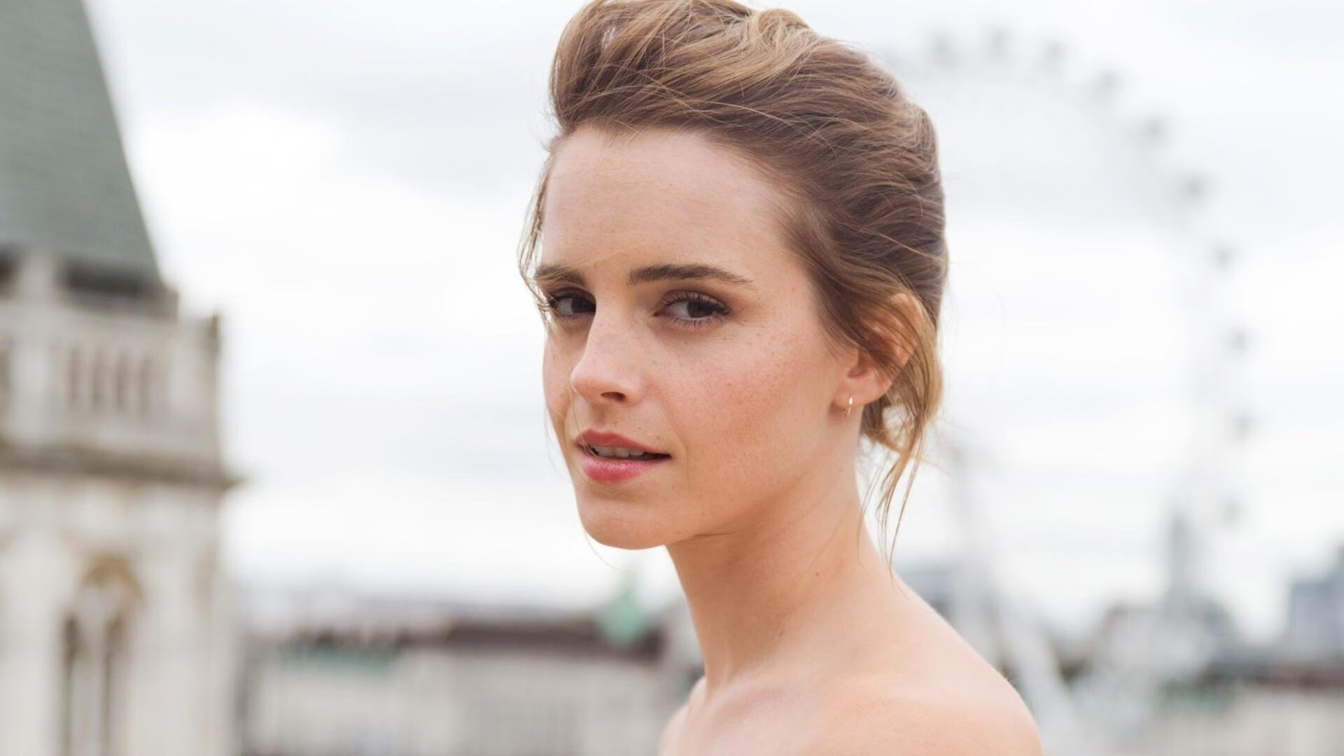 AYX官网-凯尔特人外线三分命中率惊人，凯尔特人三分射手