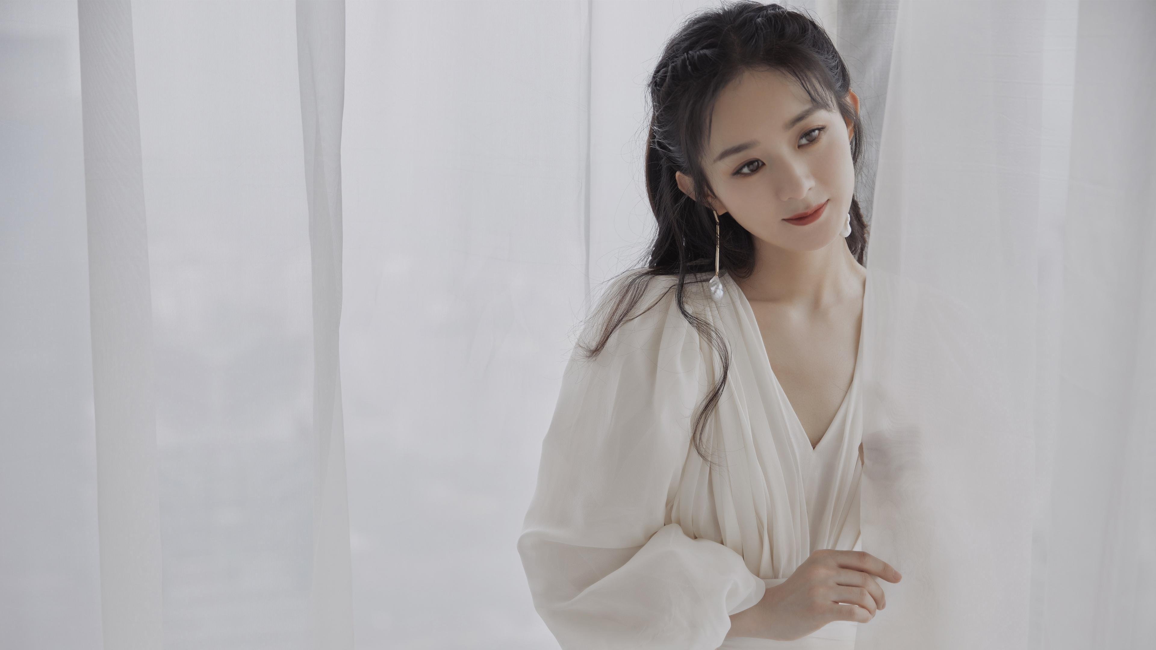 弗朗索瓦·斯图尔特:以全能球技稳定南非队的中场控制,弗朗索瓦丝半身像